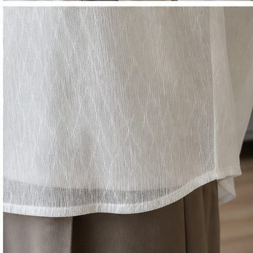 Ivory V Neck Top - Picture 6 of 6